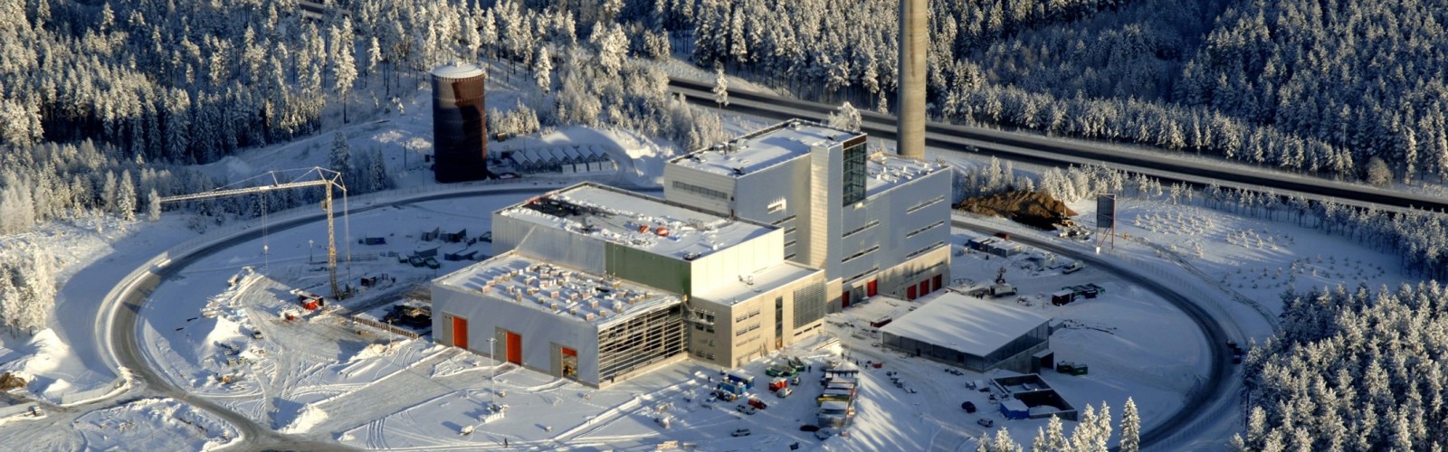 Jönköping Energi, Torsvik. LOOS hetvattenpanna med SAACKE brännare. 14 MW olja